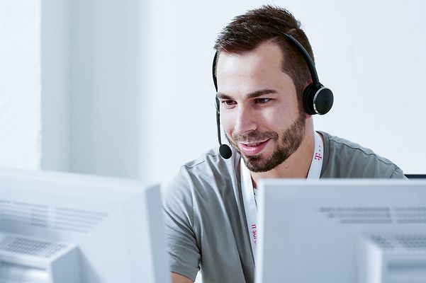 Mitarbeiter der Deutschen Telekom an der Service-Hotline